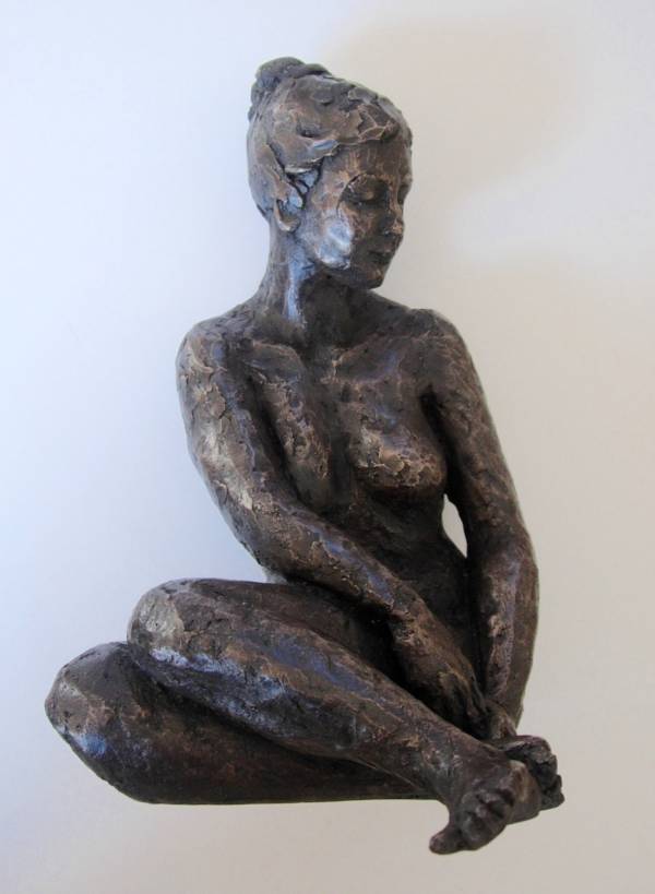 - a Sculpture by Jenny Wynne Jones, measuring 26 x 15 cm (H x W) £465